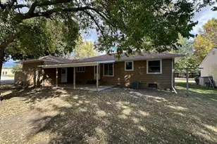 1123 Elmhurst Ave, Luverne, MN 56156 - Photo 3