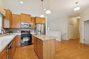 6736 99th Ave N, Brooklyn Park, MN 55445 - Photo 9