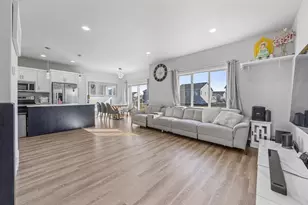 3732 18th St S, Moorhead, MN 56560 - Photo 5