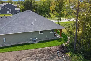 1951 Woods Pt, Waconia, MN 55387 - Photo 5