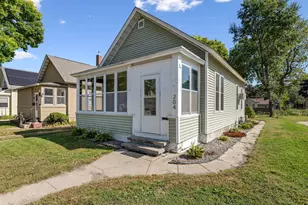 204 Harvester Ave, Winona, MN 55987 - Photo 1
