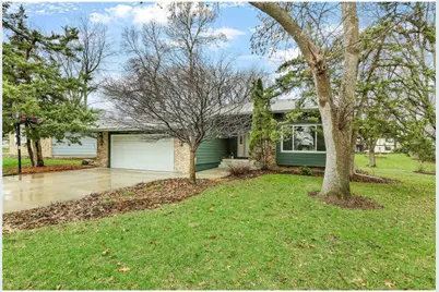 110102 Arboretum Way, Chaska, MN 55318 - Photo 1