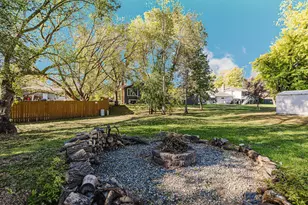 2202 15th Ave S, Fargo,  58103 - Photo 45