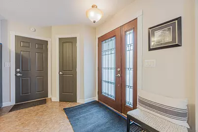 2202 15th Avenue S, Fargo,  58103 - Photo 5