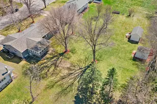 326 Larson St SW, Hutchinson, MN 55350 - Photo 57