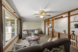 326 Larson St SW, Hutchinson, MN 55350 - Photo 15