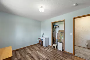 326 Larson St SW, Hutchinson, MN 55350 - Photo 27