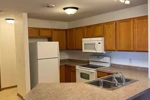 1102 Wheat St NW, New Prague, MN 56071 - Photo 3