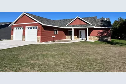 710 11th Street NW, Perham, MN 56573 - Photo 1