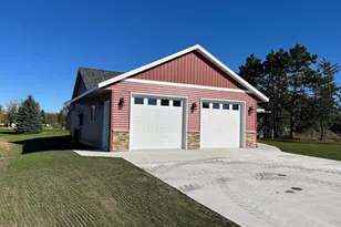 710 11th St NW, Perham, MN 56573 - Photo 9