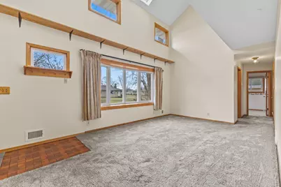 707 50 1/2 Avenue NE, Columbia Heights, MN 55421 - Photo 5