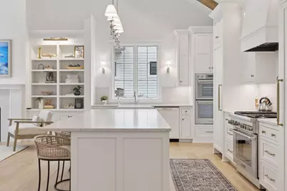 638 Gardner Street, Wayzata, MN 55391 - Photo 21