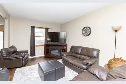 1009 18th Avenue N, Moorhead, MN 56560 - Photo 9