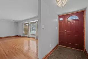 1629 Ridgewood Ln S, Roseville, MN 55113 - Photo 3