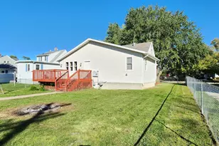 313 S Washington St, Houston, MN 55943 - Photo 1