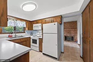 5200 Long Lake Rd, Mounds View, MN 55112 - Photo 11