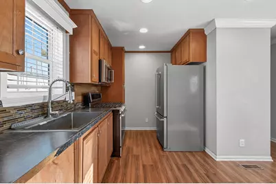 1010 NE North Circle NE, Fridley, MN 55432 - Photo 7