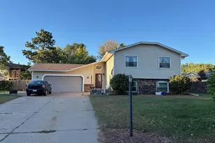 1285 105th Ave NW, Coon Rapids, MN 55433 - Photo 1