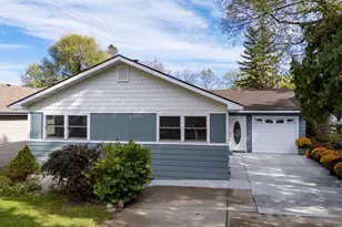 814 N Union Ave, Fergus Falls, MN 56537 - Photo 1