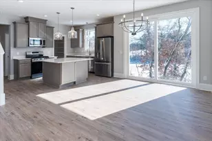 7830 Adler Trl, Inver Grove Heights, MN 55077 - Photo 7