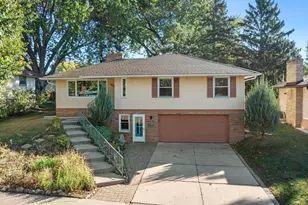 38 Morningside Dr, Saint Paul, MN 55119 - Photo 1