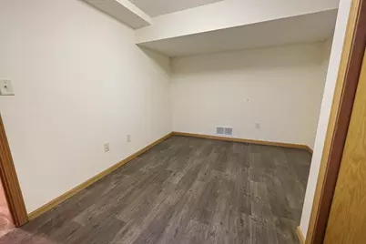 401 N Gorman Avenue, Litchfield, MN 55355 - Photo 35