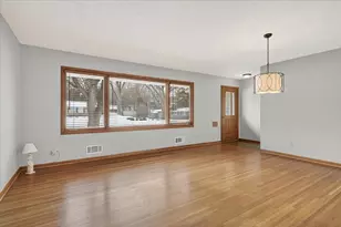 14812 Belvoir Dr, Minnetonka, MN 55345 - Photo 5