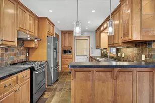 14812 Belvoir Dr, Minnetonka, MN 55345 - Photo 7