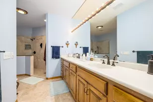 8991 Ferndale Ln, Eden Prairie, MN 55347 - Photo 33