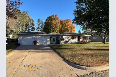 216 Nixon Avenue SW, Wadena, MN 56482 - Photo 1