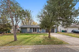 2517 Hidden Valley Ln, Stillwater, MN 55082 - Photo 1