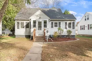 607 11th St SW, Austin, MN 55912 - Photo 1