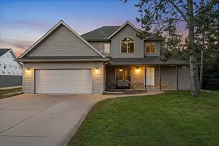 1430 Creekwood Dr, New Richmond, WI 54017 - Photo 1