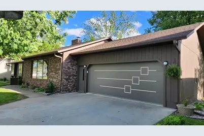 207 2nd Street NW, Freeport, MN 56331 - Photo 3