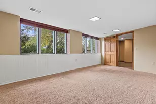 13817 Thomas Ave S, Burnsville, MN 55337 - Photo 5