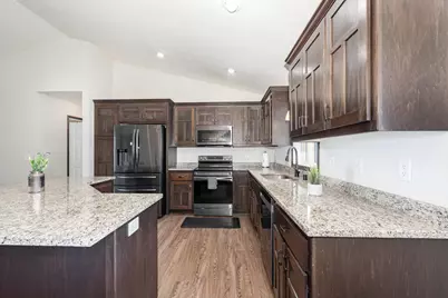 24236 Pierce Path NE, Bethel, MN 55005 - Photo 9