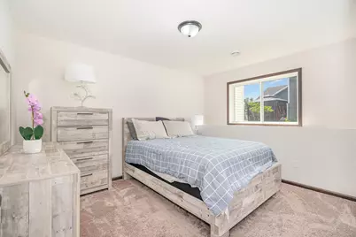 24236 Pierce Path NE, Bethel, MN 55005 - Photo 17