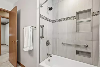 2908 32nd Avenue NE, Saint Anthony, MN 55418 - Photo 19