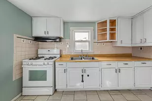 307 W 4th St, Winthrop, MN 55396 - Photo 15