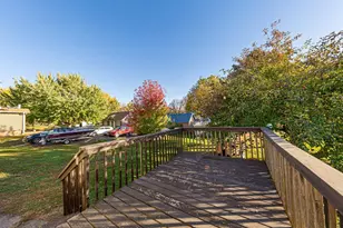 307 W 4th St, Winthrop, MN 55396 - Photo 25