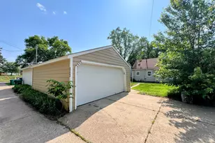 2849 Jersey Ave S, Saint Louis Park, MN 55426 - Photo 17