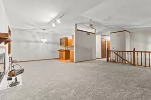 7636 Borman Way, Inver Grove Heights, MN 55076 - Photo 15