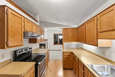 7636 Borman Way, Inver Grove Heights, MN 55076 - Photo 19