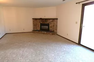 135 Kingswood Dr, Red Wing, MN 55066 - Photo 15