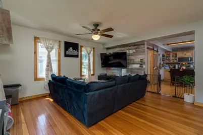 415 8th Street N, Mountain Lake, MN 56159 - Photo 3