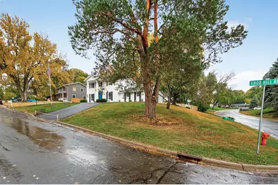 1009 Knob Hill Road, Burnsville, MN 55337 - Photo 57