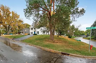 1009 Knob Hill Rd, Burnsville, MN 55337 - Photo 57