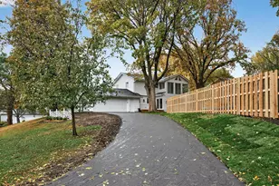 1009 Knob Hill Rd, Burnsville, MN 55337 - Photo 59