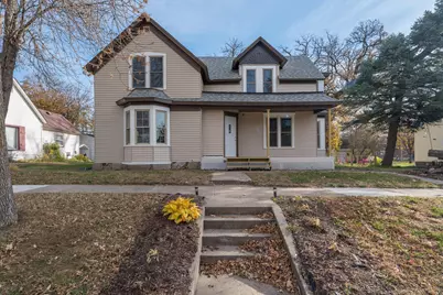 212 N Murphy Street, Lake Crystal, MN 56055 - Photo 1