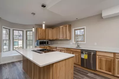 212 N Murphy Street, Lake Crystal, MN 56055 - Photo 7